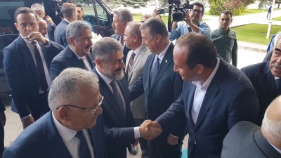 Hazine ve Maliye Bakanı Sayın Nurettin Nebati çeşitli temaslarda bulunmak üzere Kayseri'ye geldi.