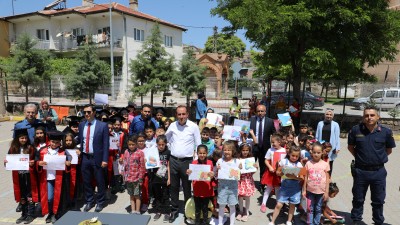 Belediye Başkanımız Av. Mustafa İLMEK, Karamustafapaşa İlköğretim okulunda düzenlenen karne dağıtım programına katıldı.