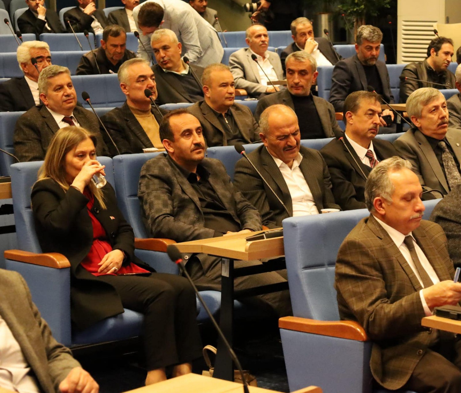 Belediye Başkanımız Av. Mustafa İlmek, Büyükşehir Belediyesi Mart ayı ikinci oturum meclis toplantısına katıldı.