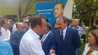 Belediye Başkanımız Av. Mustafa İLMEK AK Parti İl Başkanlığımızın düzenlediği bayramlaşma törenine katıldı.