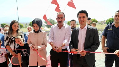 İncesu Belediye Başkanı Av. Mustafa İlmek yeni hizmete açılan iş yeri açılış merasimine katıldı.