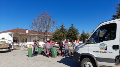 Temizlik İşleri müdürlüğü ekiplerimiz Örenşehir ve Garipçe mahallesinde detaylı temizlik yaptı. Daha güzel İncesu için çalışıyoruz